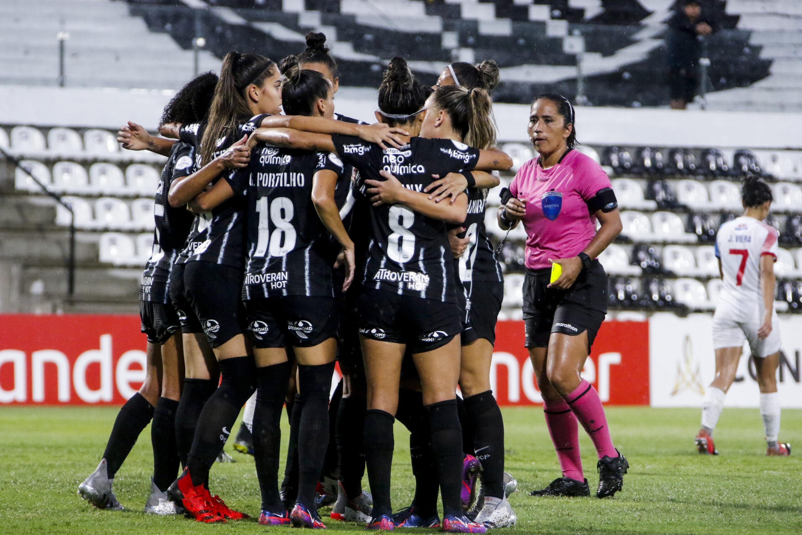 Corinthians x Internacional: jogo da Libertadores Feminina