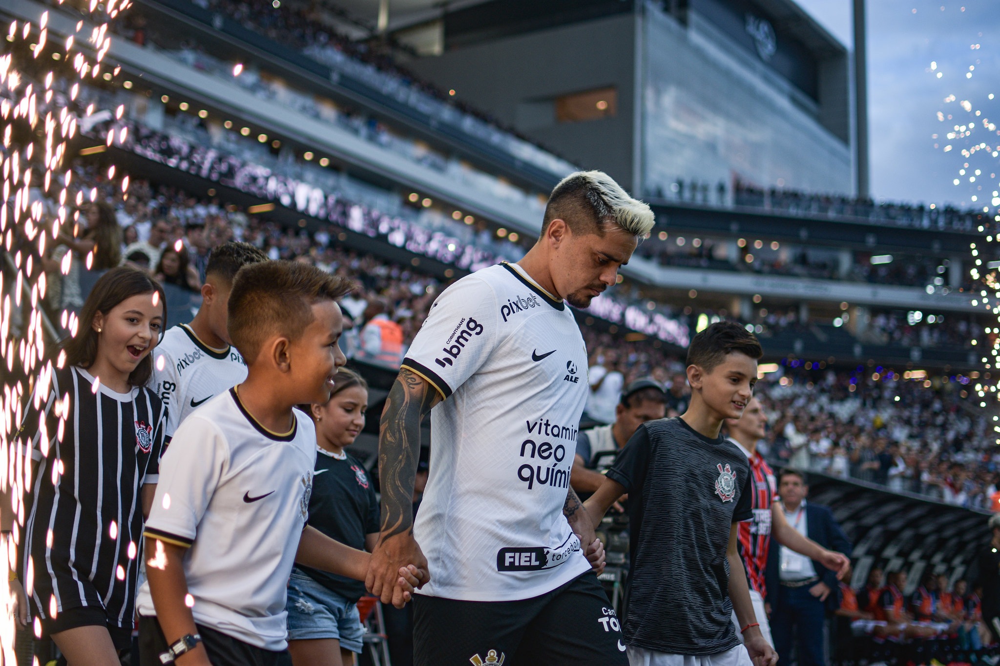 Decisão do Corinthians na Copa Paulista terá troca de ingressos por  brinquedos para crianças carentes