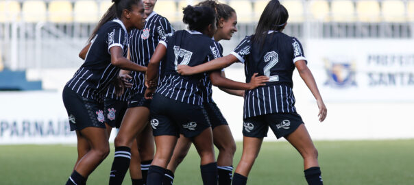 BRASILEIRO FEMININO SUB-20: Internacional segura empate com o São Paulo e é  campeão!