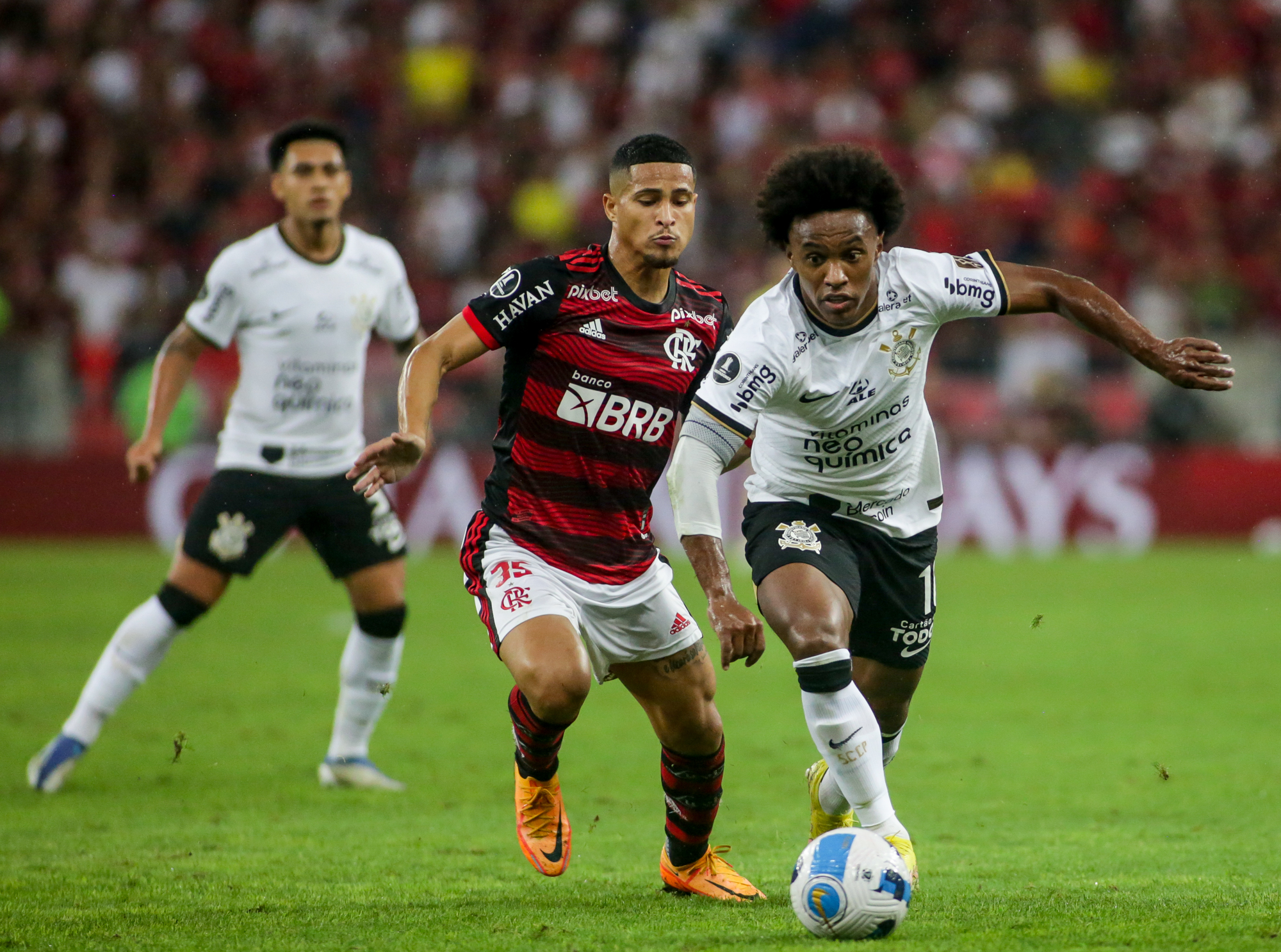 Vítor Pereira projeta sequência de jogos do Corinthians na