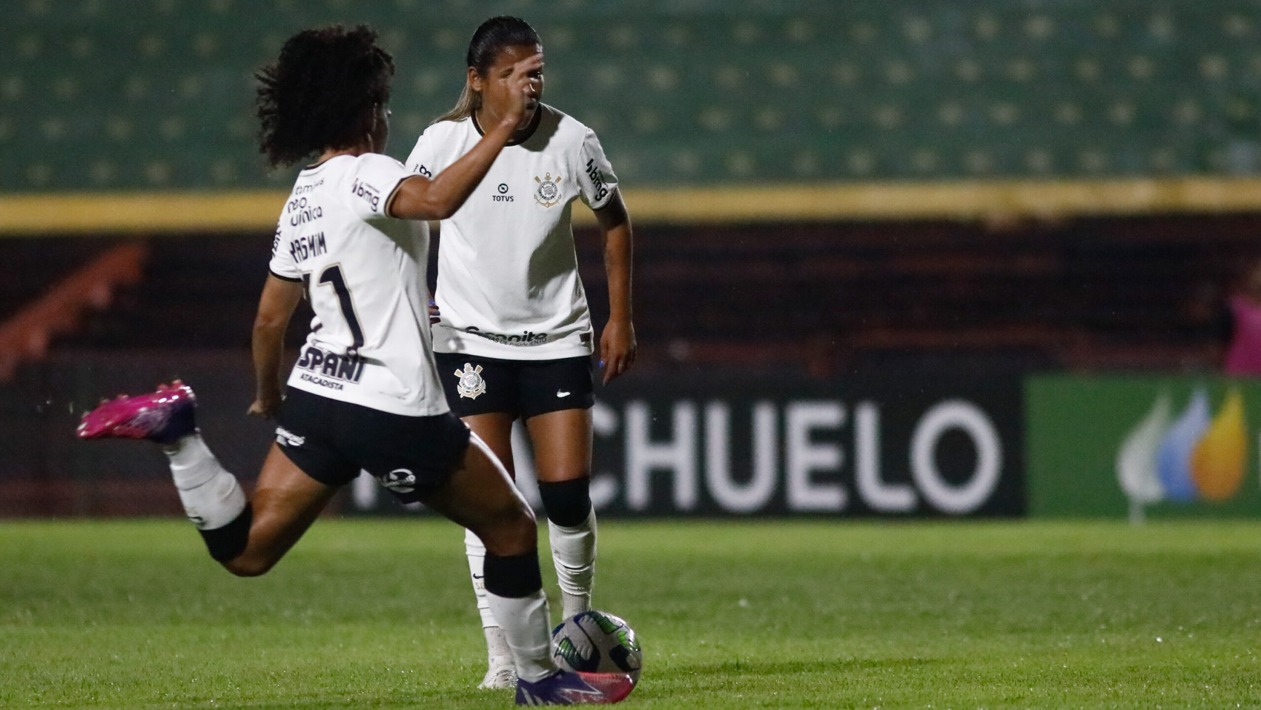 Corinthians chega a 300 jogos desde a reativação do futebol