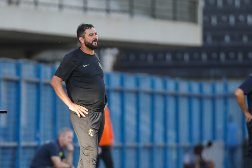 Wesley e Giovane descem para Corinthians sub-20 e reforçam