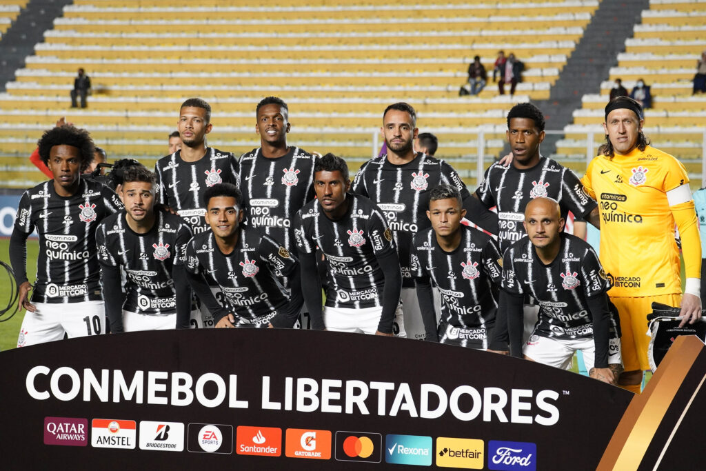 CONMEBOL Libertadores - 🇧🇴 Sufoco em La Paz! 🏆 O Club Always Ready  venceu o SC Corinthians Paulista por 2-0 no primeiro jogo do Grupo E da  CONMEBOL #Libertadores. 📌 O time