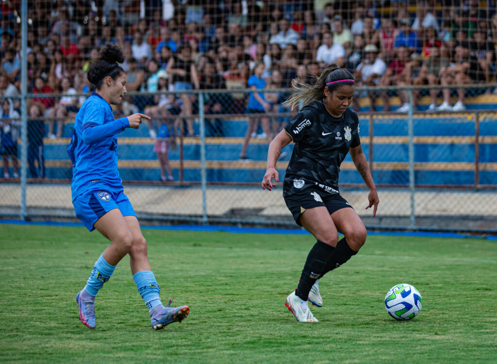 Futebol Feminino: Corinthians empata com o Real Brasília e Grazi