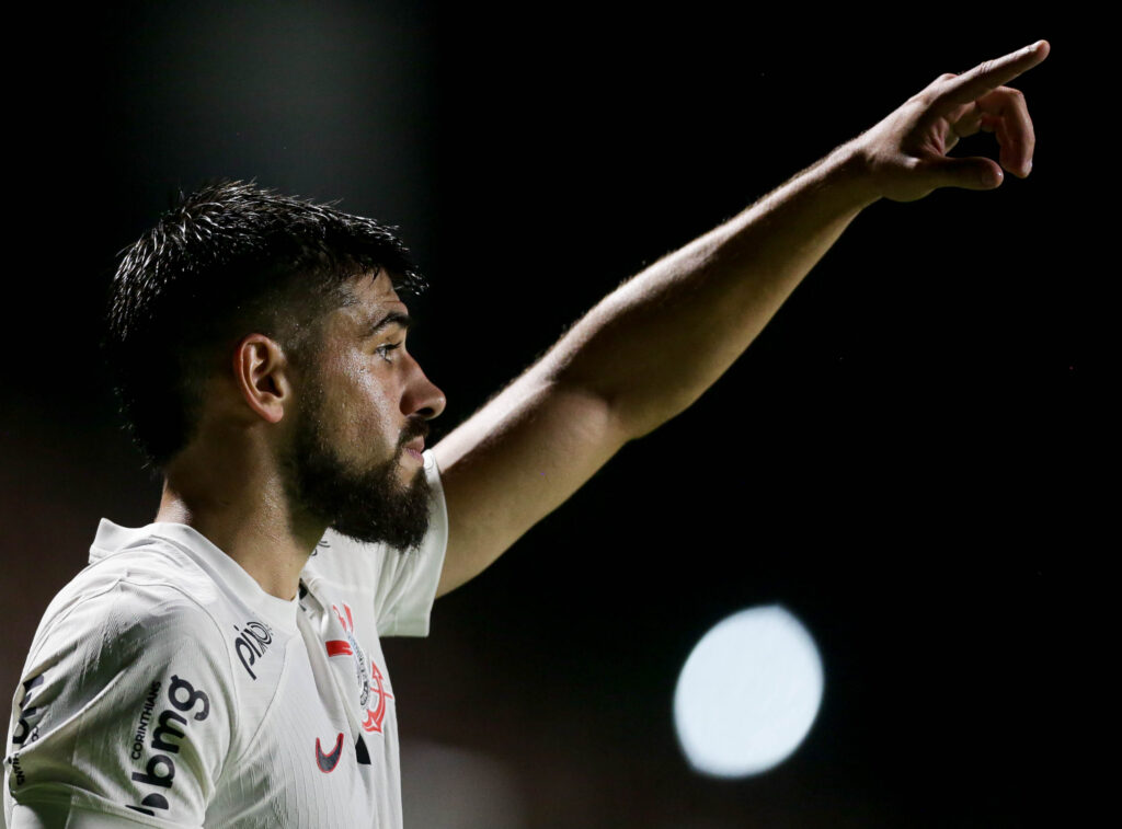 Dupla se destaca na base e no profissional do Corinthians após 'alerta' de  Luxemburgo; veja