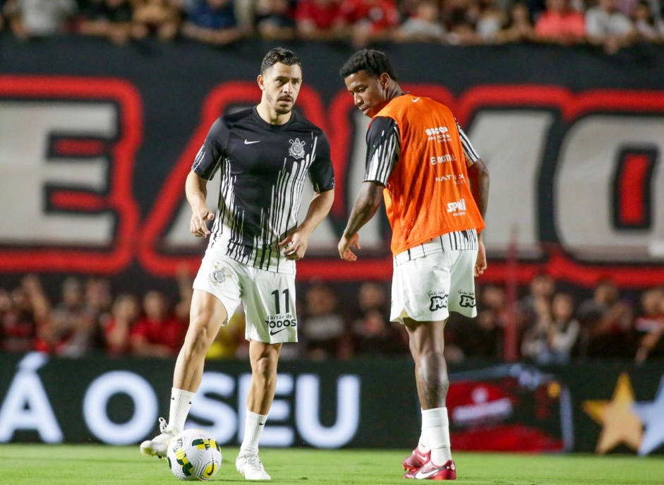 Jogadores do Corinthians Alcançando Marcas Históricas Pelo Clube