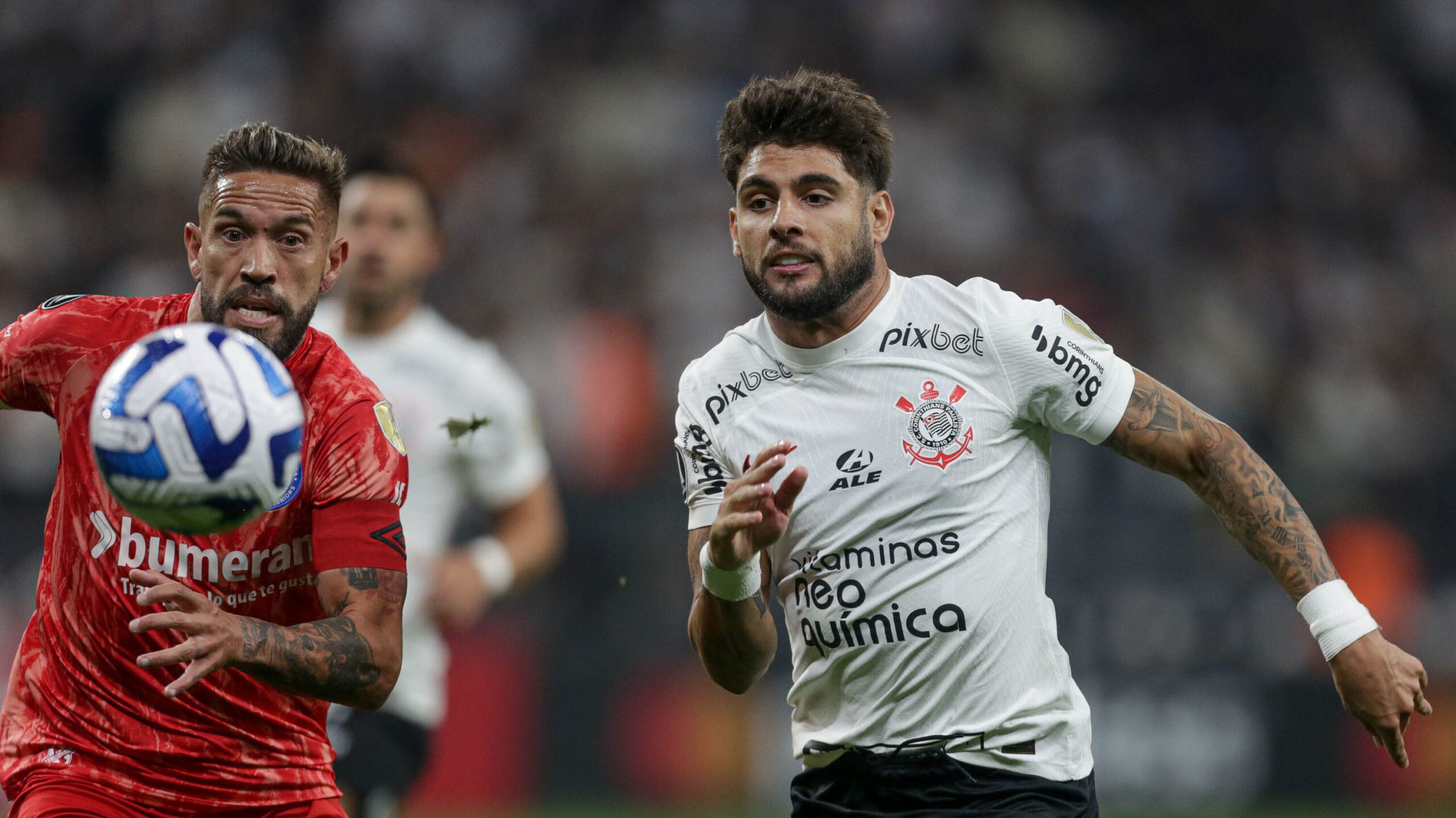 À base de pênaltis, Flamengo consegue milagre contra o Coritiba e vai às  quartas - ESPN