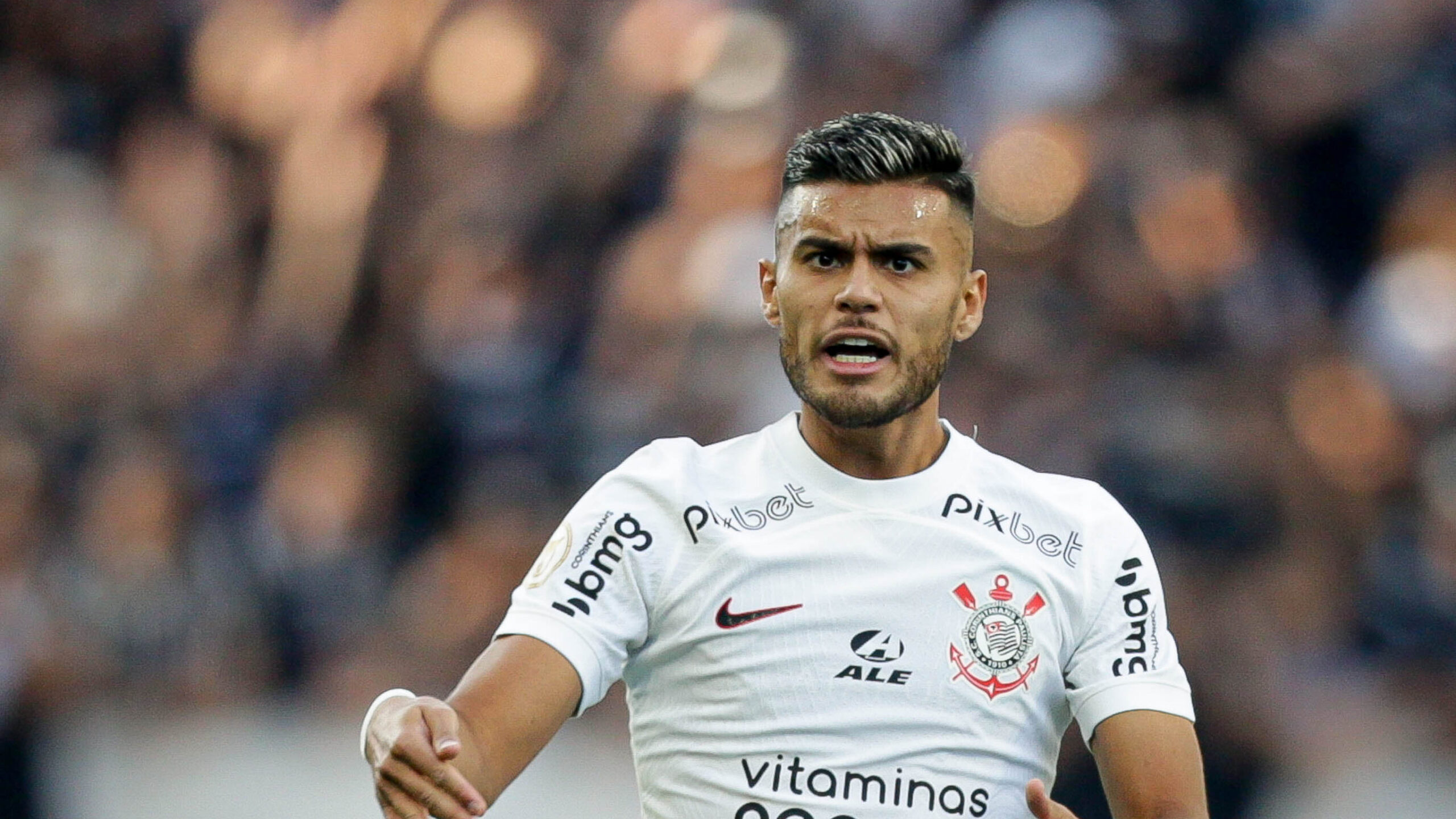 Corinthians cede empate ao Fluminense, segue em jejum com Mano e