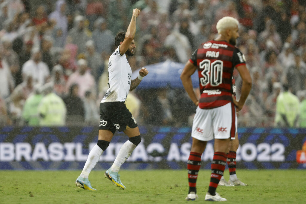 Flamengo divulga relacionados para jogo com São Paulo; Varela e Pulgar não  viajam, flamengo