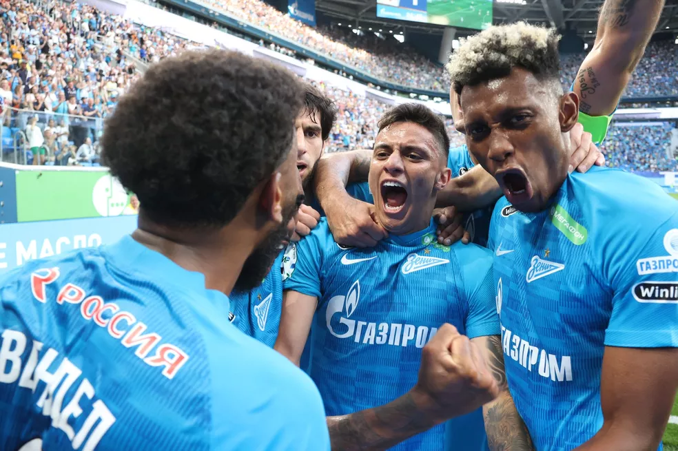 Atacante emprestado pelo Corinthians marca em goleada do Zenit no Campeonato  Russo; veja vídeo