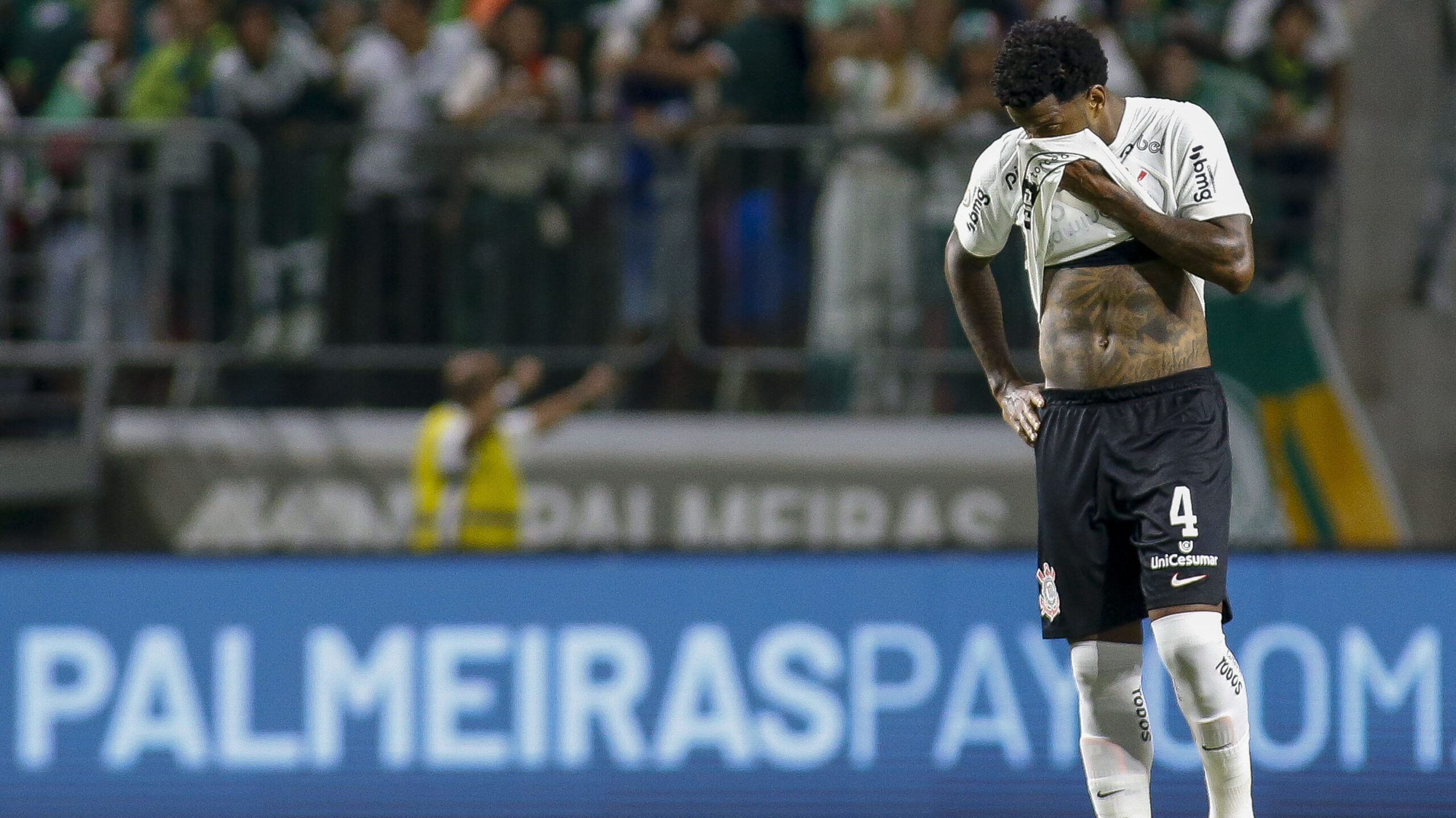 Diany (#8 Corinthians) during the Campeonato Paulista Feminino football  match between Sao Jose EC and