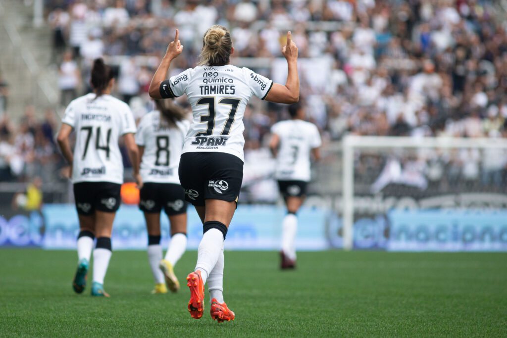 Jogadoras do Corinthians atuam em goleada do Brasil sobre Panamá na estreia  da Copa do Mundo Feminina