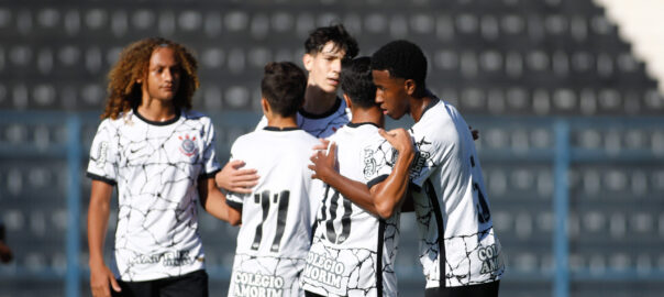 São Paulo parabeniza dupla de Cotia campeã mundial sub-17 - Gazeta