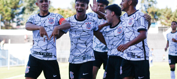 Brasileirão Sub-17: Corinthians vence de virada o São Paulo na Fazendinha