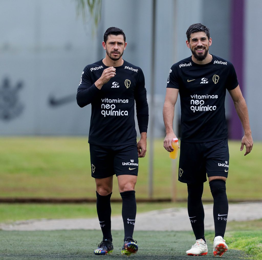 O melhor Corinthians do século XXI: ídolos do Timão escalam seu 11