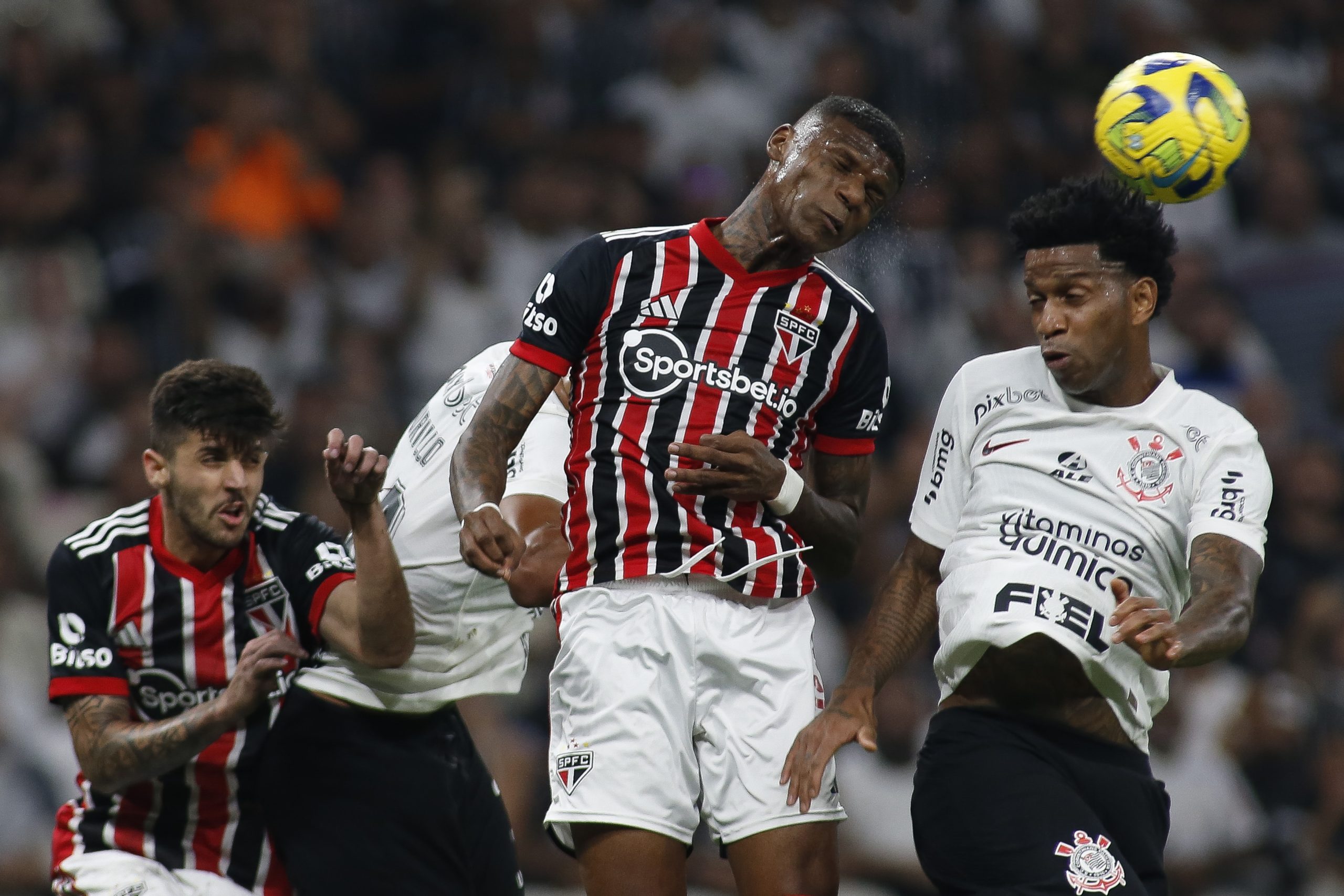 CBF escala Raphael Claus para apitar São Paulo x Corinthians na semifinal  da Copa do Brasil, copa do brasil