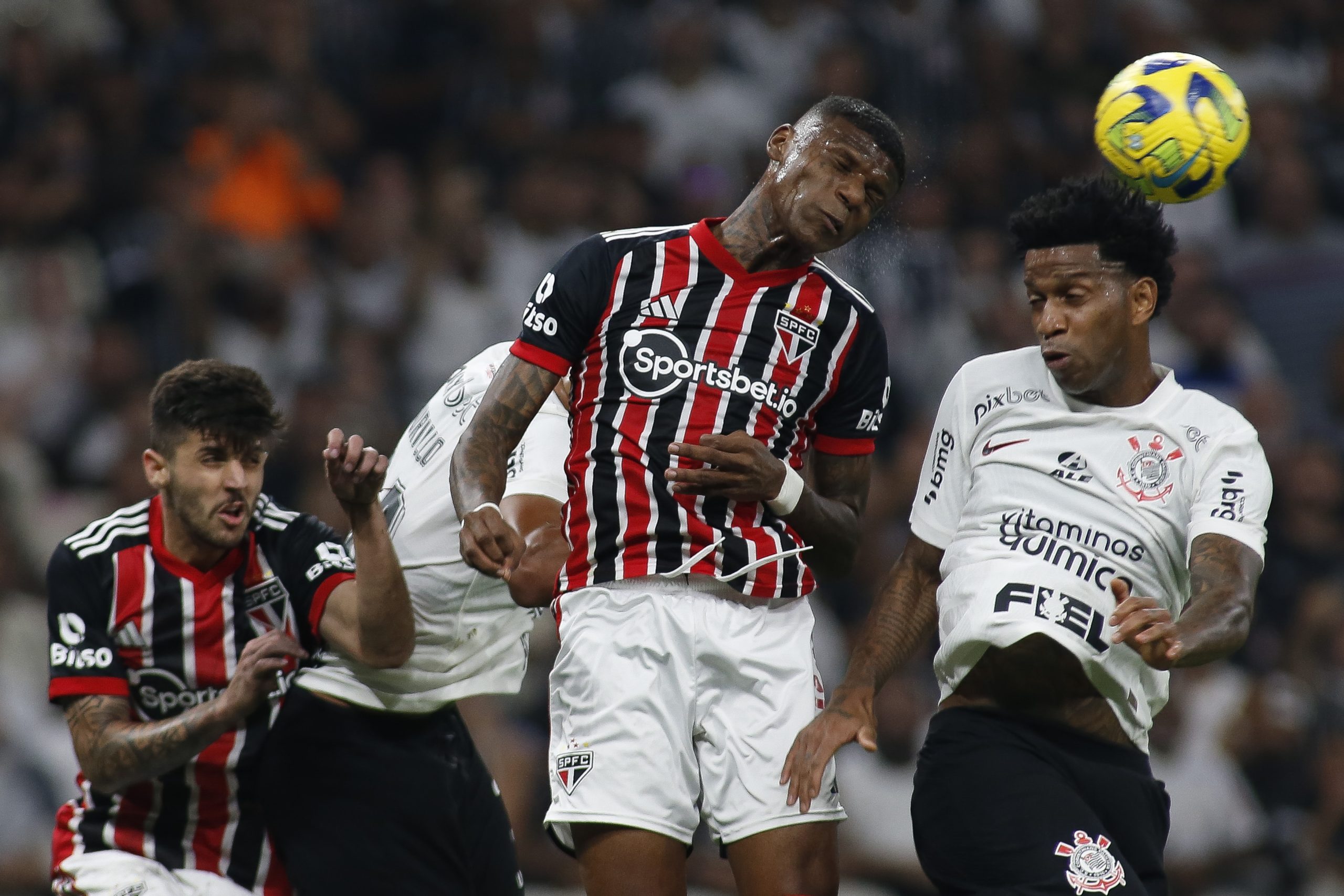 Reforço nobre: São Paulo terá artilheiro de 27 gols em 2023 em seu elenco