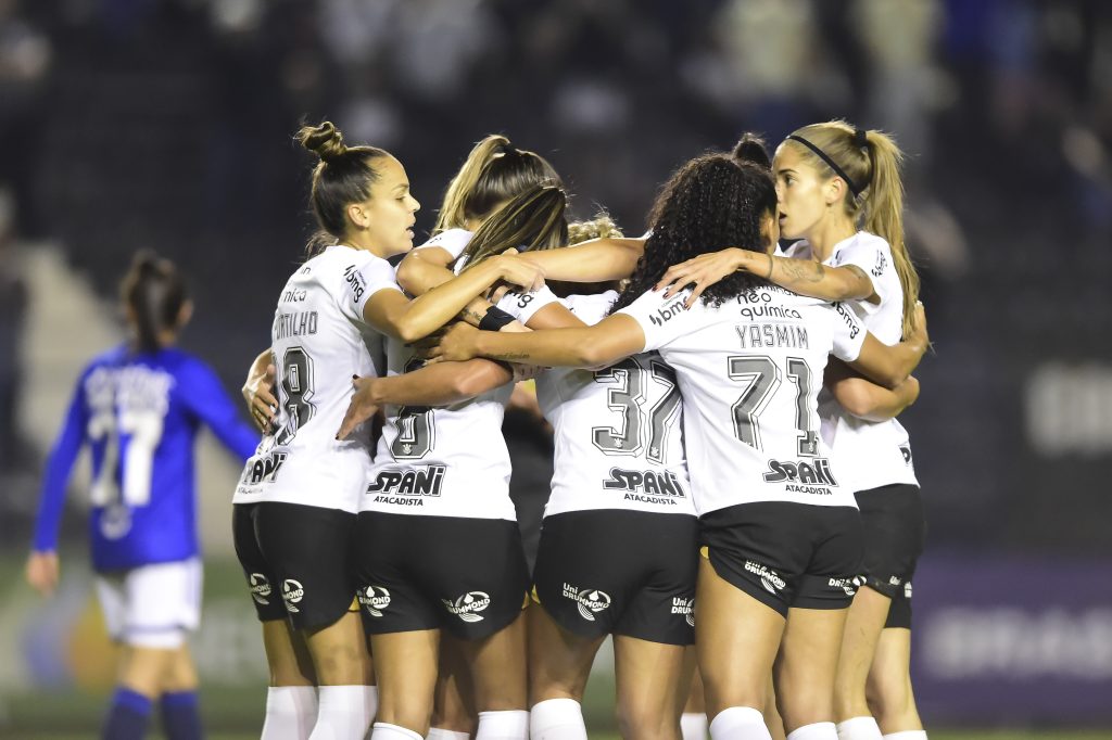 Corinthians x Cruzeiro: onde assistir ao jogo do Brasileirão Feminino