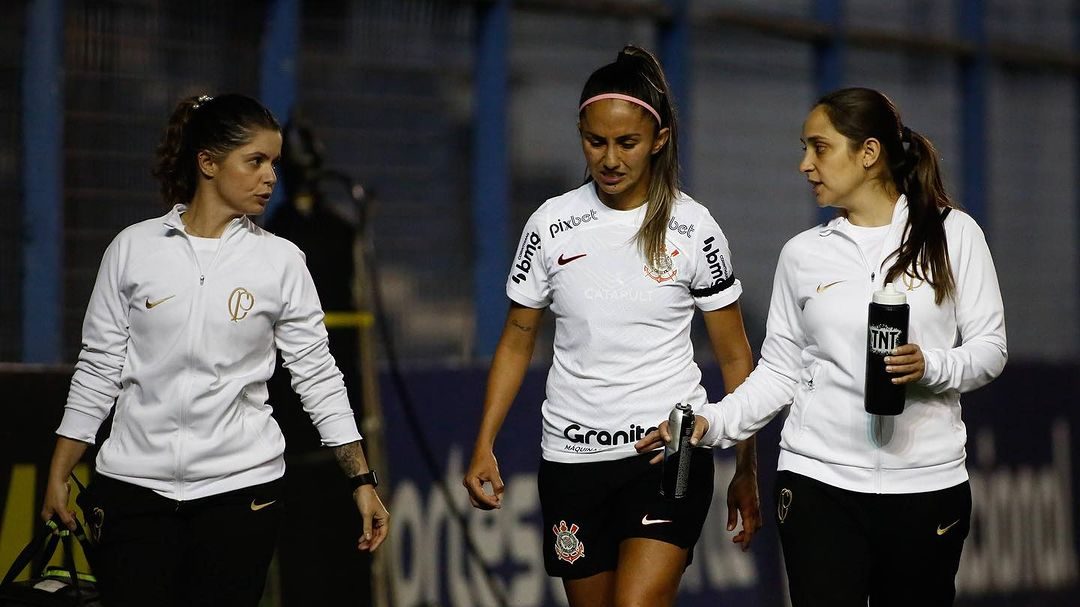 Diany (#8 Corinthians) during the Campeonato Paulista Feminino football  match between Sao Jose EC and