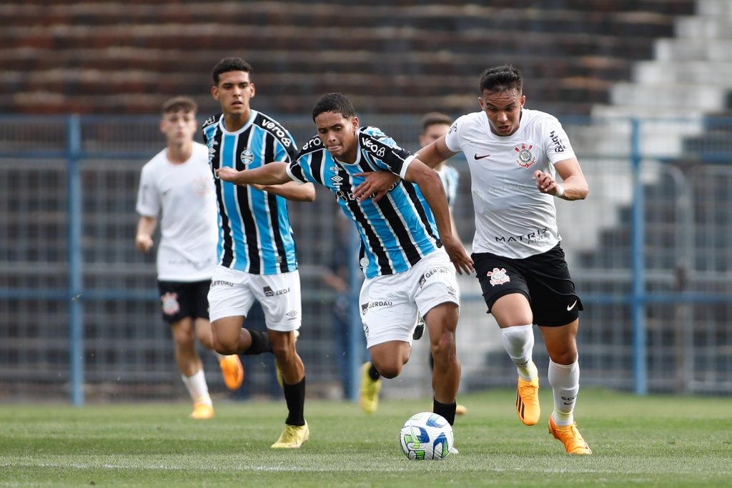 Palmeiras x Corinthians: Dérbi pela semifinal do Brasileirão Sub-20 muda de  local, futebol