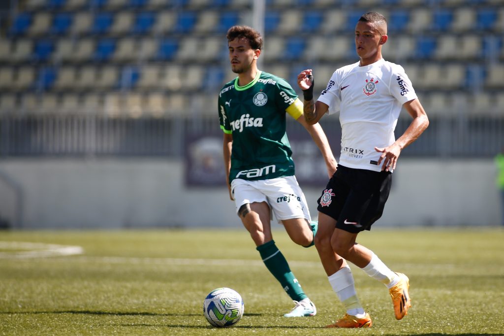 Corinthians x Palmeiras: onde assistir e escalações do dérbi do