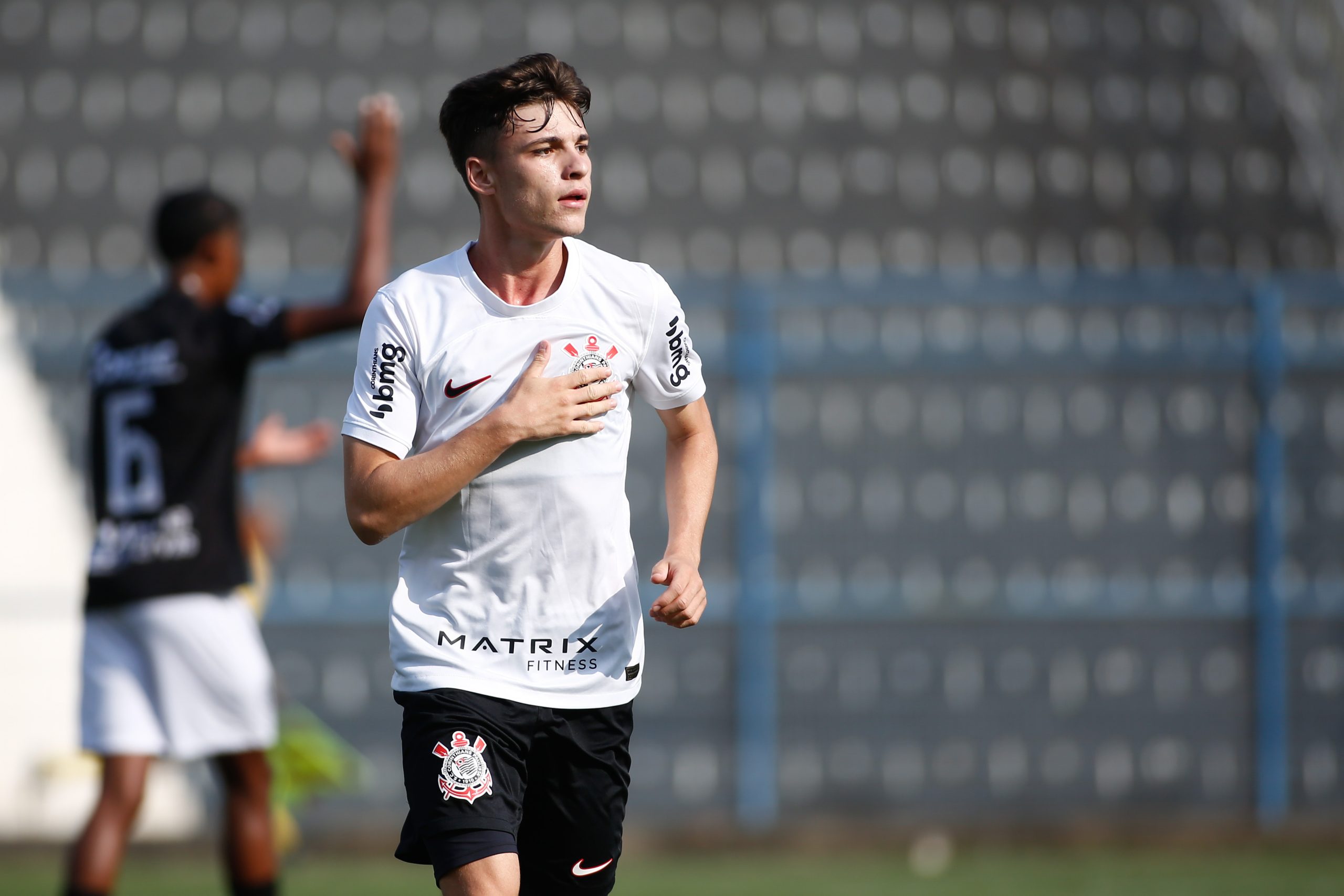 Rival do Corinthians na Sul-Americana treina no CT do Palmeiras; titulares  definidos