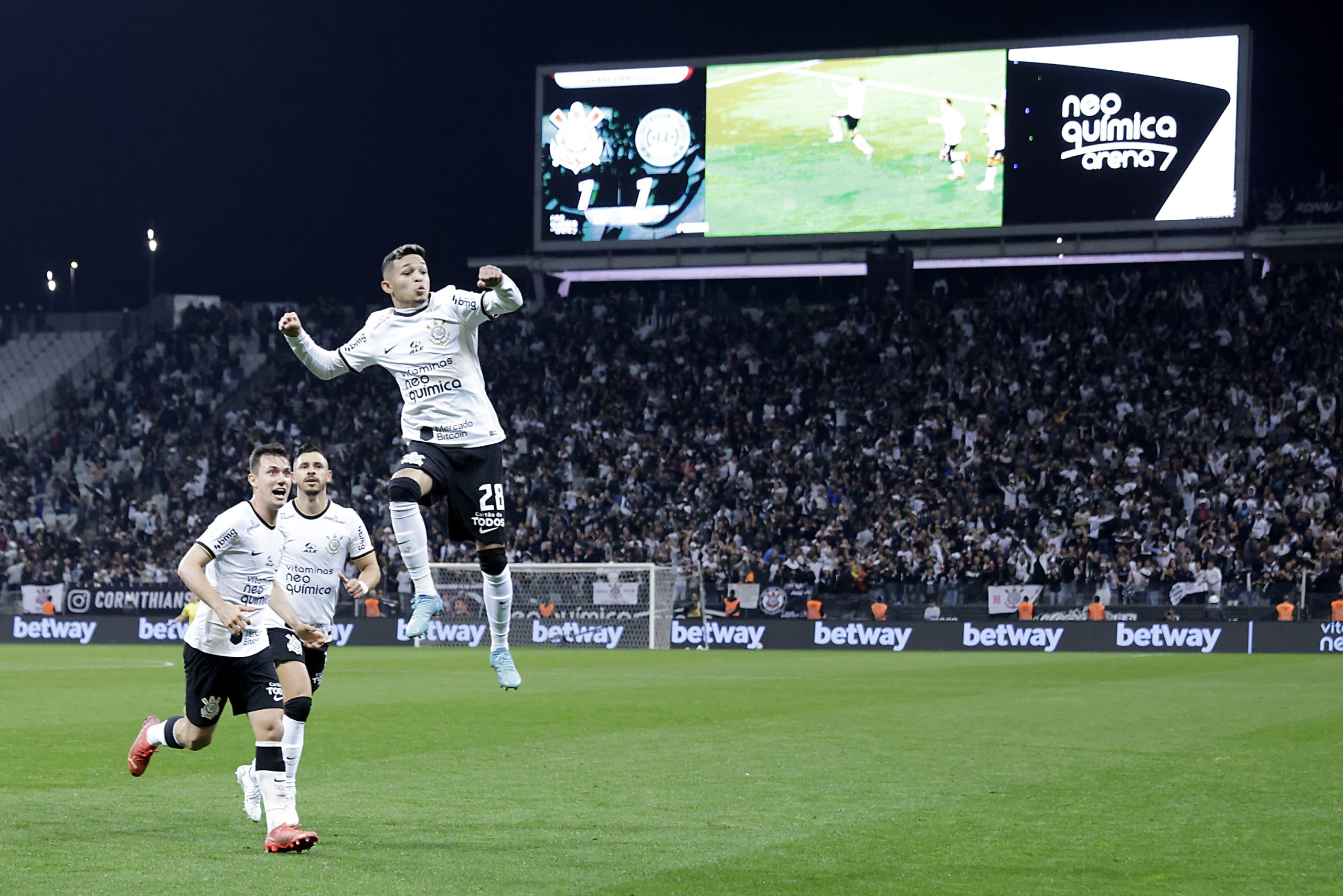 Quando será São Paulo x Coritiba, jogo adiado pela final da Sul-Americana  2022?