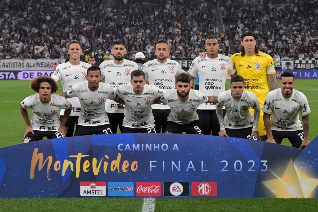 Estudiantes x Corinthians: onde assistir ao jogo da Sul-Americana