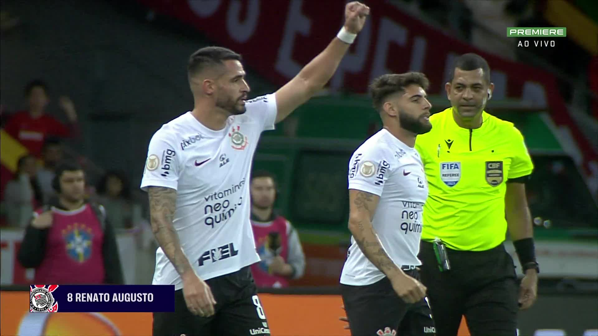 Wesley recém fez o primeiro gol como profissional e já deve ganhar presente  do Corinthians