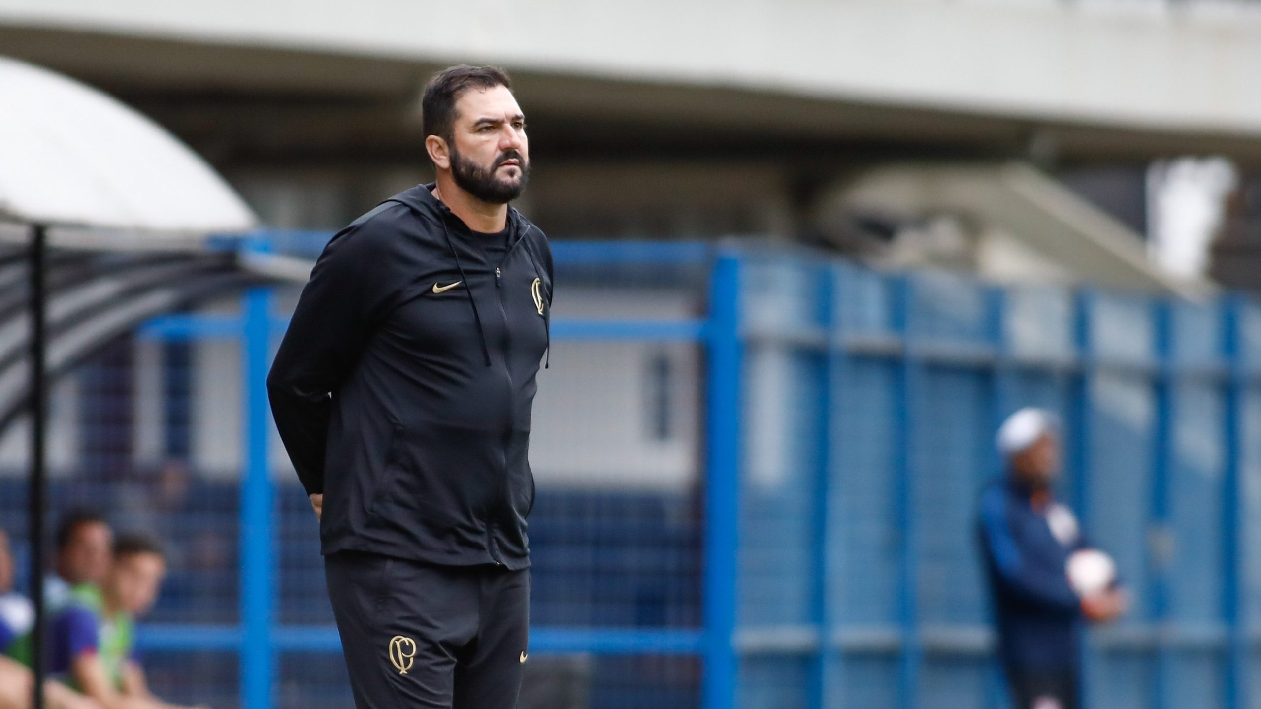 Cria da base do Corinthians faz quatro gols e se isola na artilharia do Campeonato  Russo