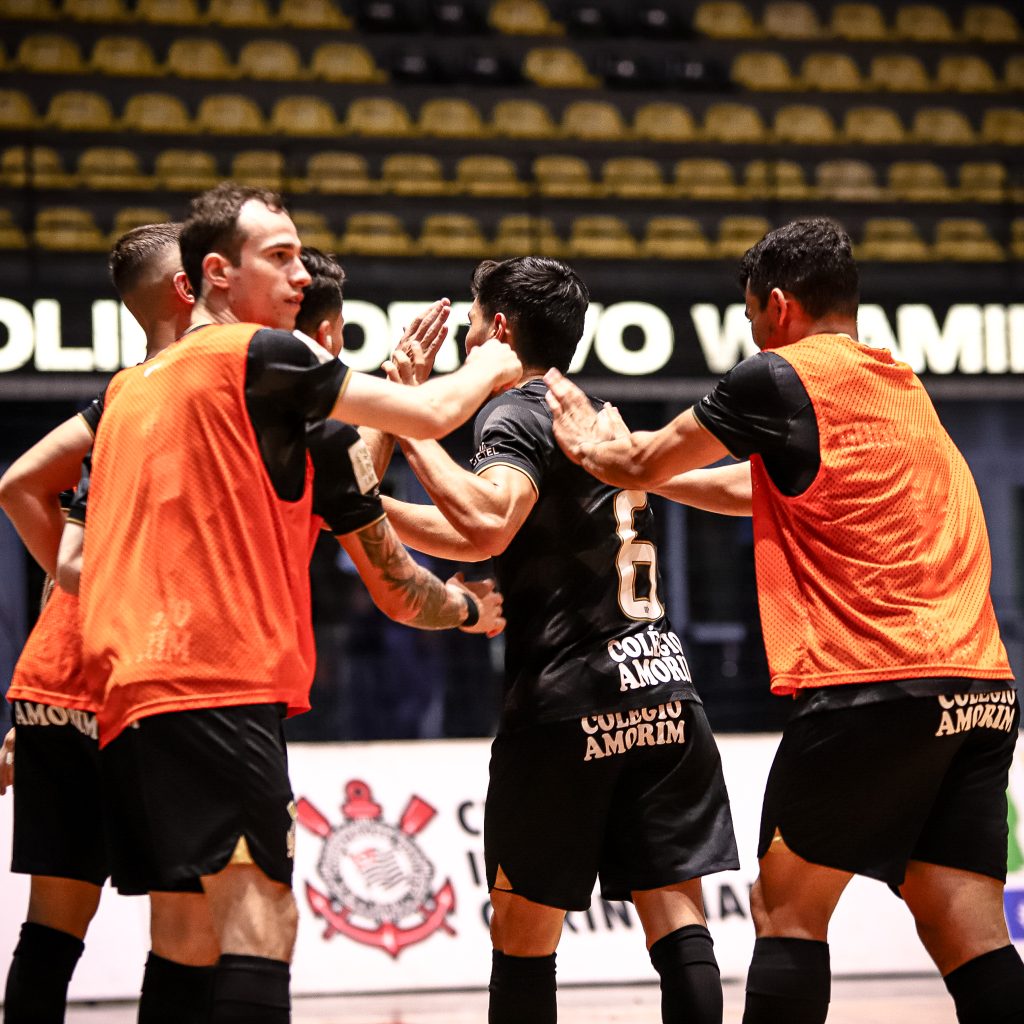 Categorias menores do Corinthians Futsal batem São Paulo pelo