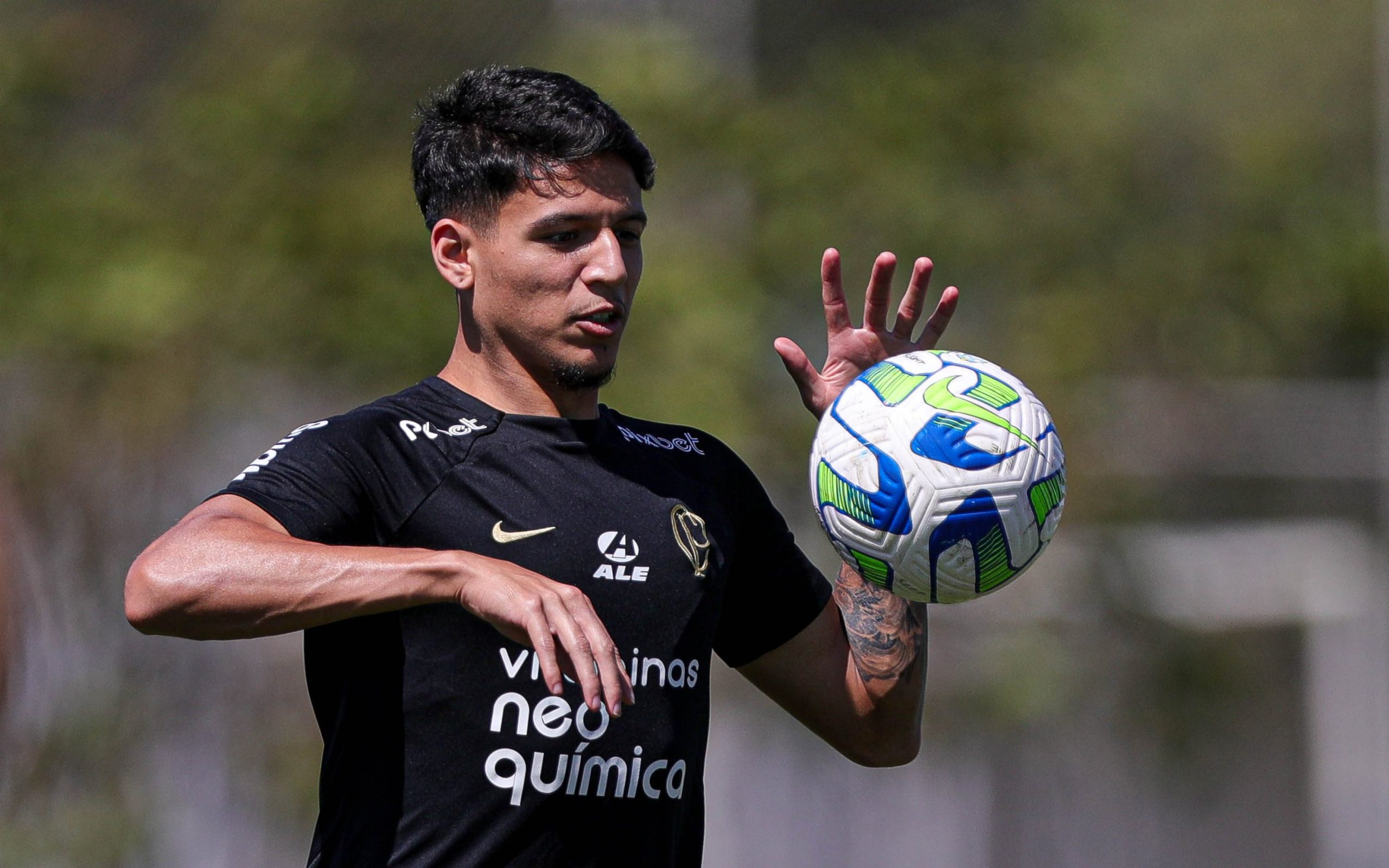 Inter confirma contratação do atacante Wesley Moraes - GAZ