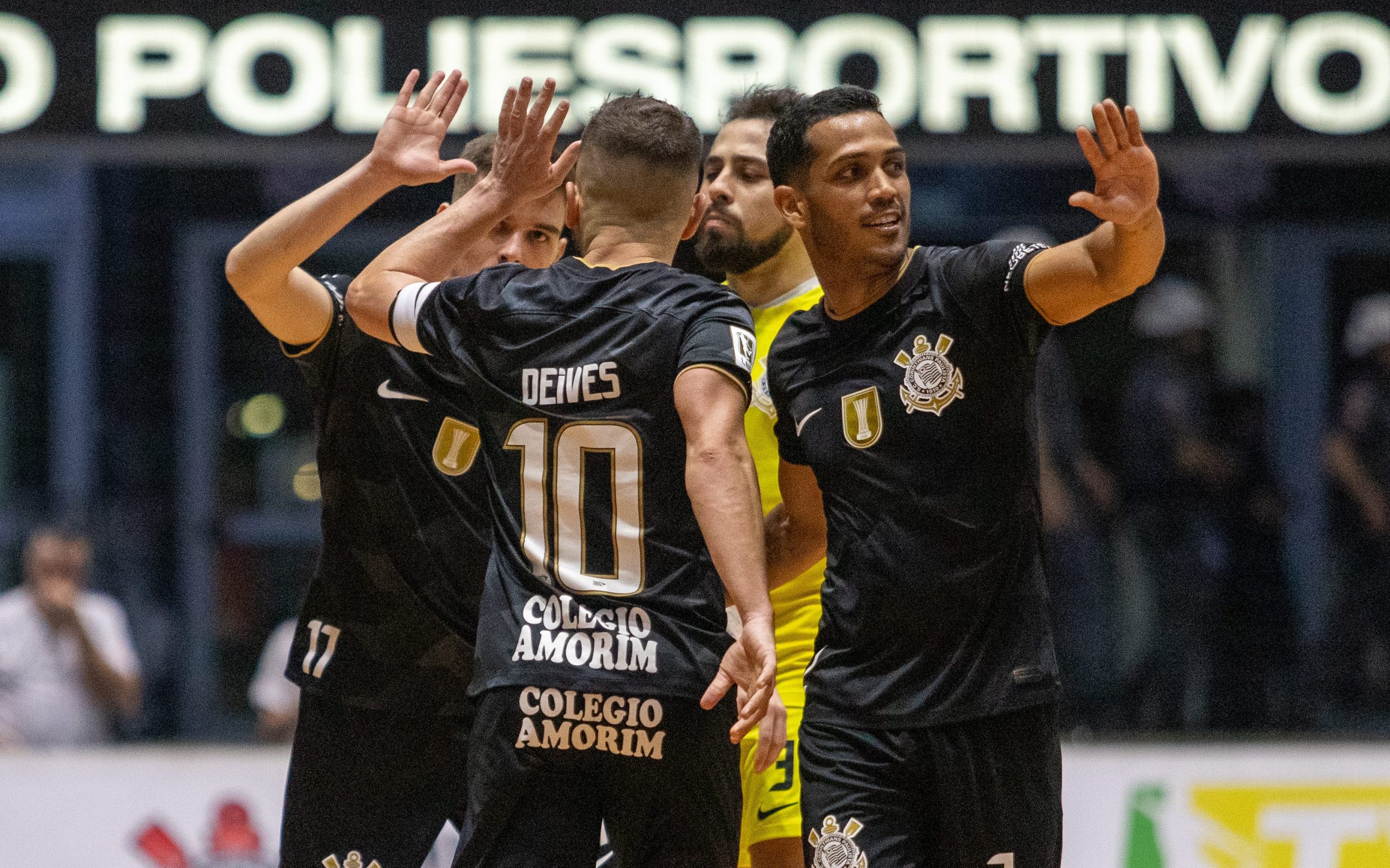 Corinthians traz de volta o melhor jogador da LIGA FUTSAL. - Nova