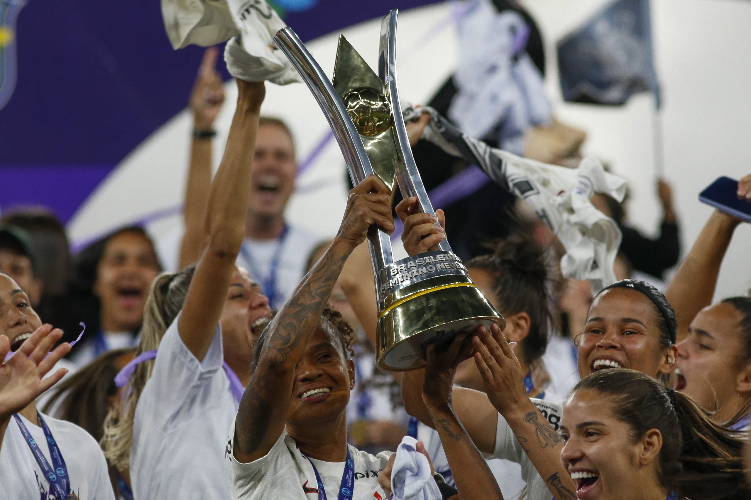 Meu Timão on X: O CORINTHIANS FEMININO É PENTACAMPEÃO BRASILEIRO