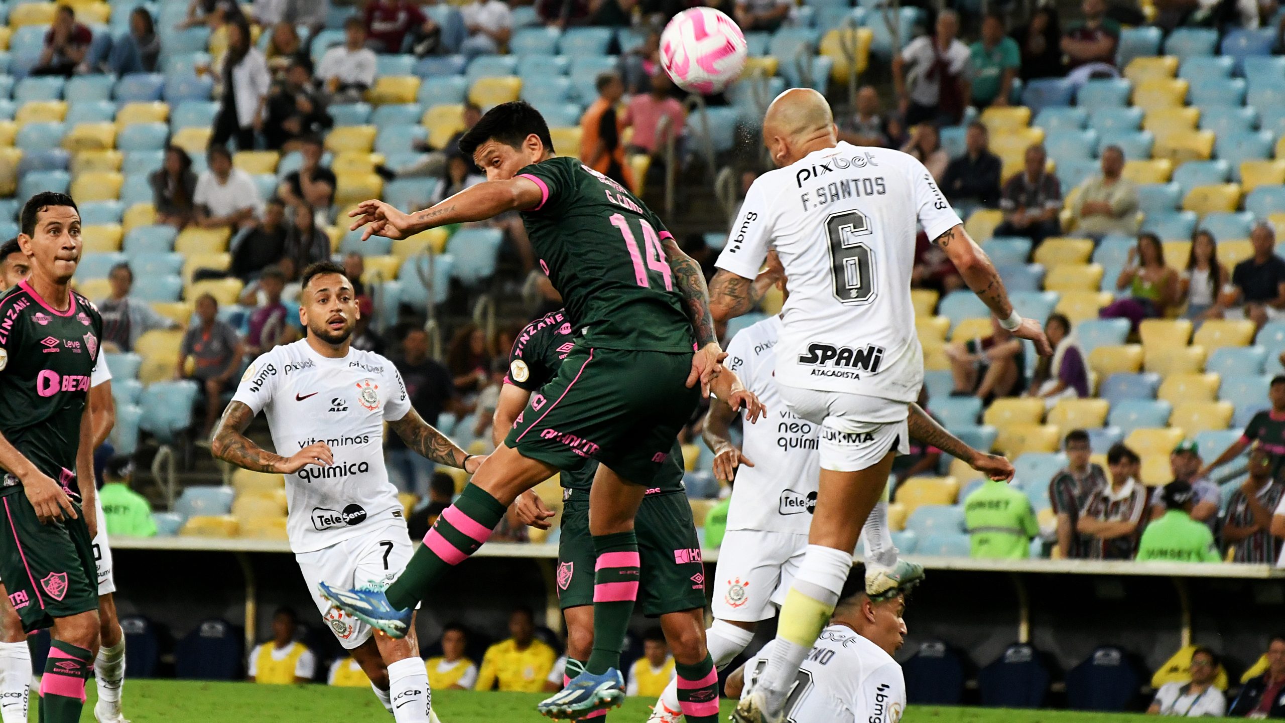 Corinthians fica no empate em 3 a 3 com o Fluminense no Maracanã