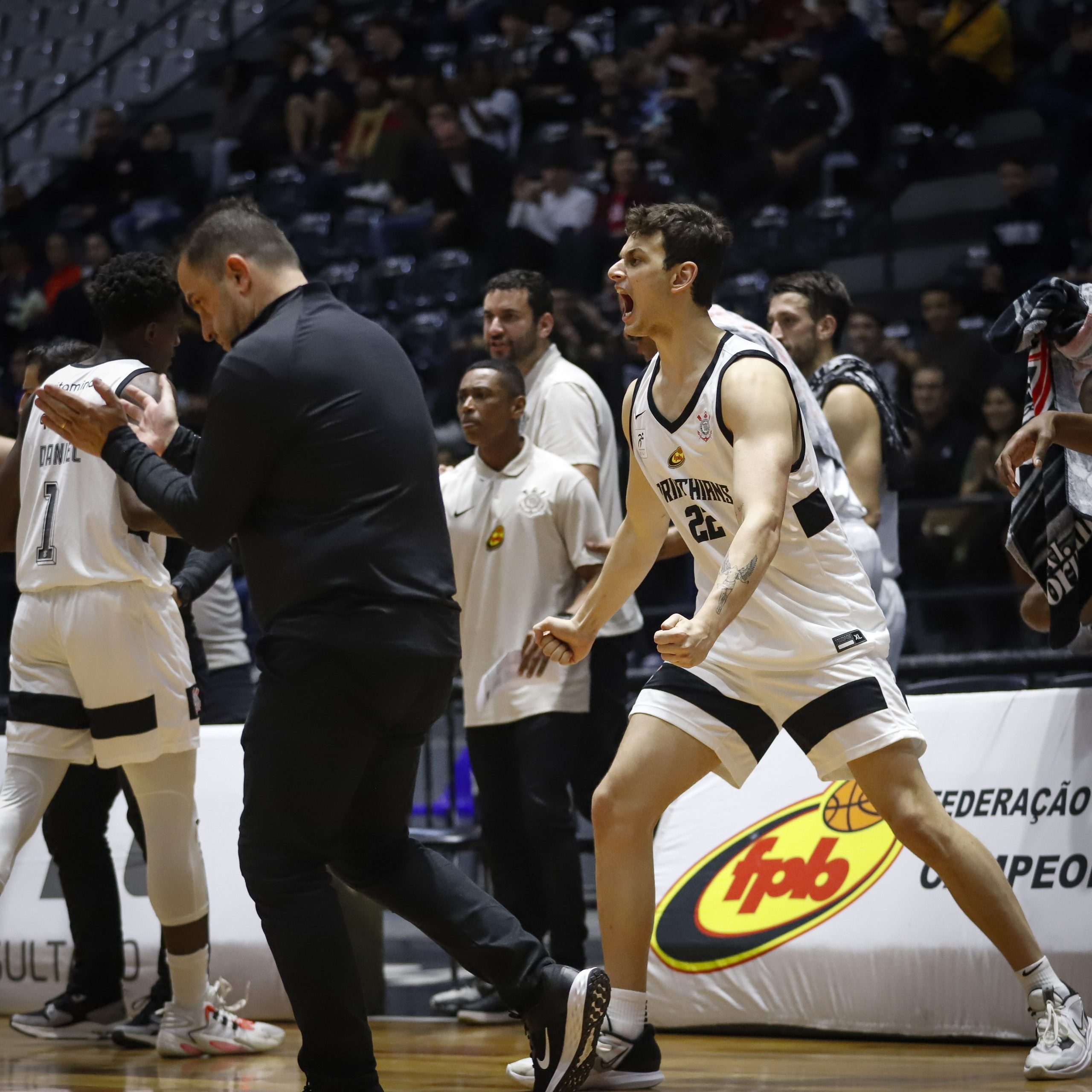 Corinthians visita o São José no segundo jogo dos playoffs do