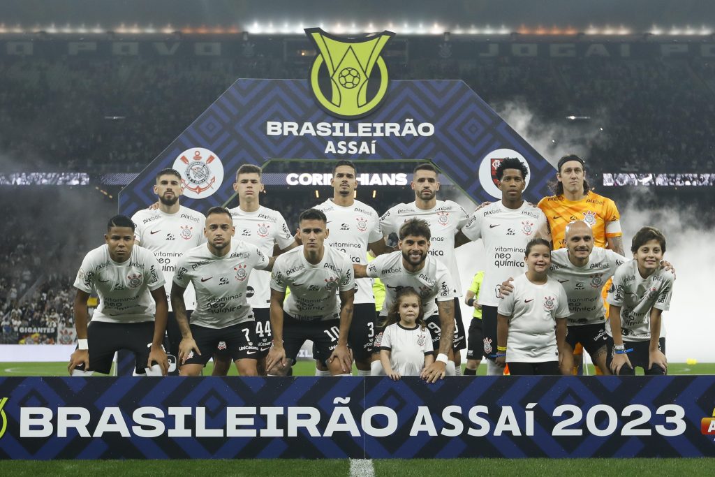 Corinthians fica mais próximo da zona de rebaixamento após empate