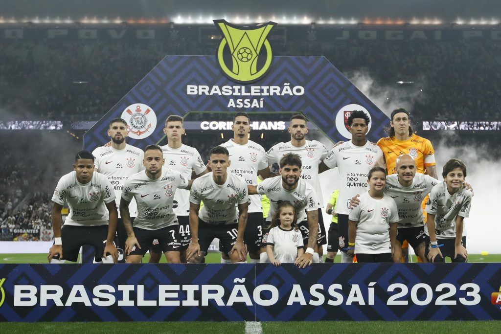 Corinthians anuncia troca de ingressos por brinquedos em semifinal