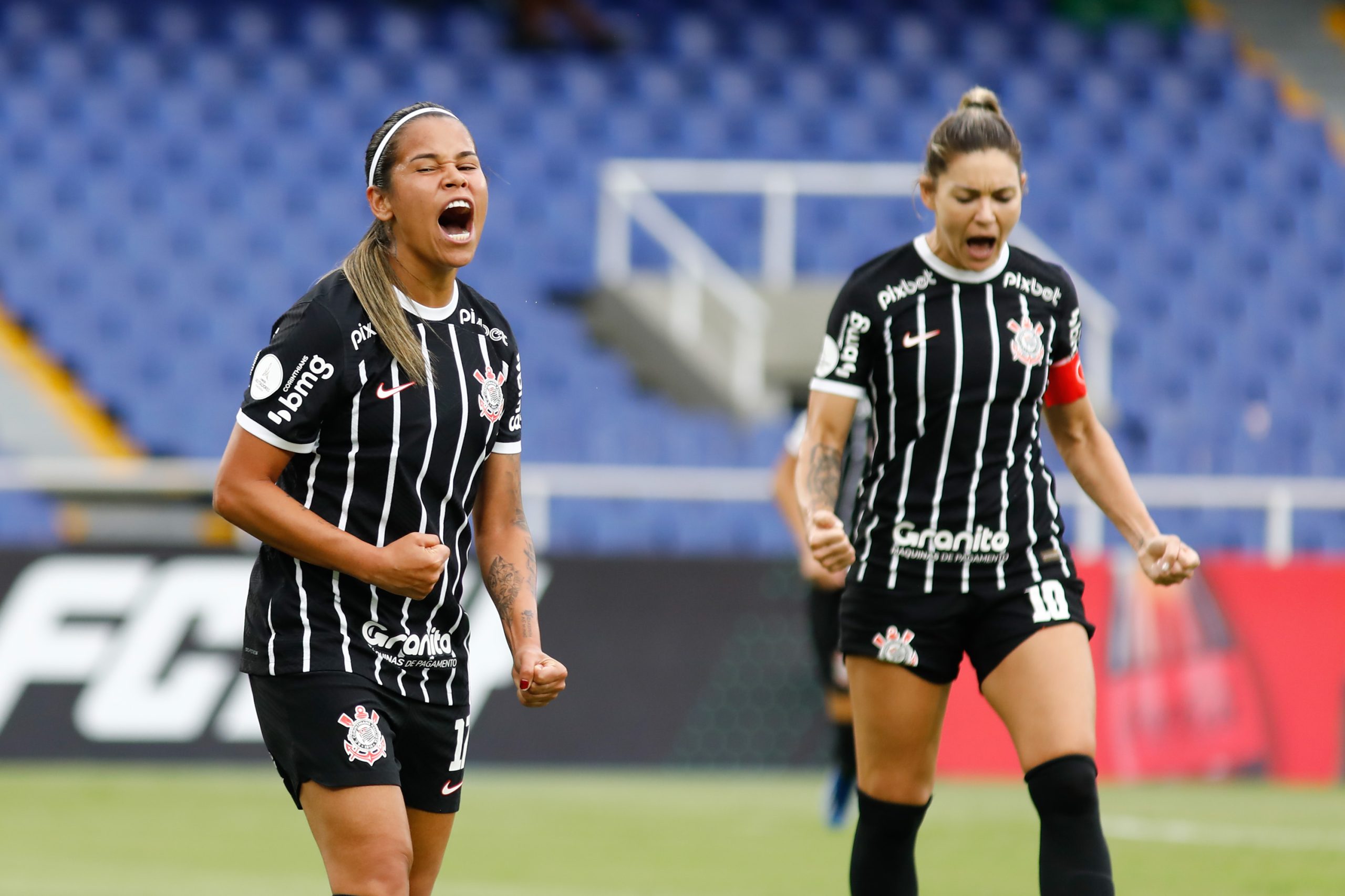 Corinthians faz goleada histórica contra o Palmeiras e vai à final do Paulista  feminino - Esportes - R7 Futebol