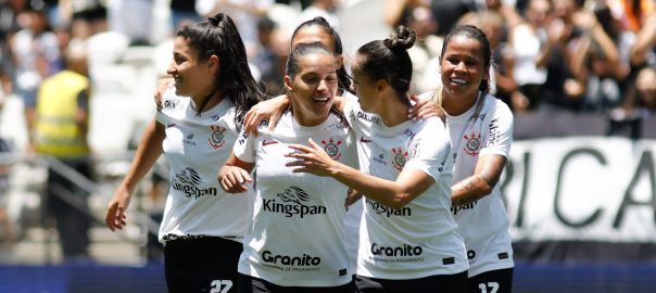 Diany (#8 Corinthians) during the Campeonato Paulista Feminino football  match between Sao Jose EC and