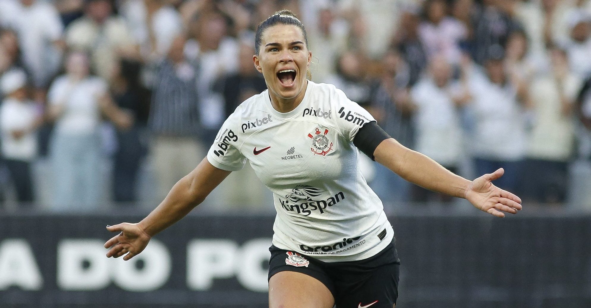 Diany (#8 Corinthians) during the Campeonato Paulista Feminino football  match between Sao Jose EC and