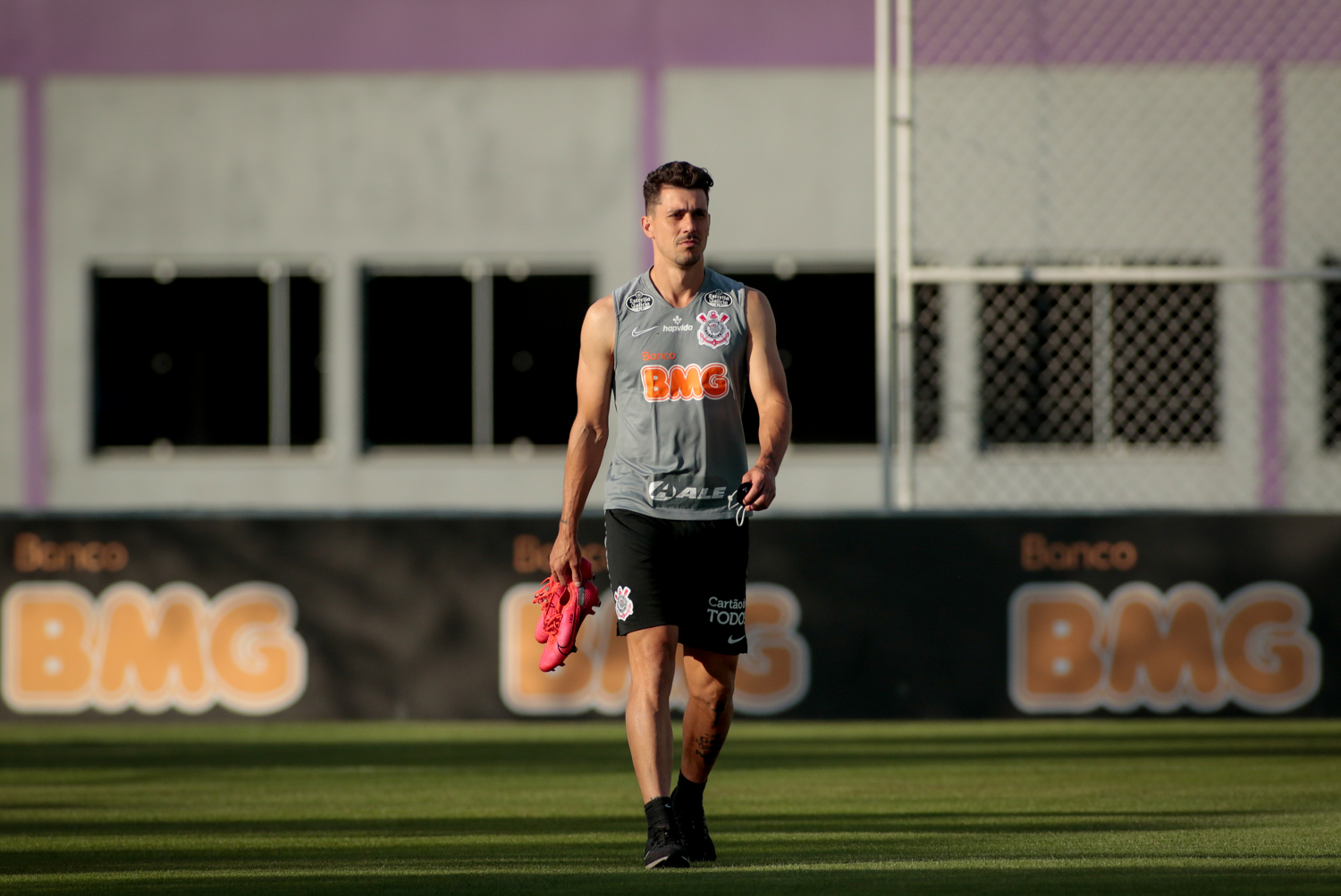 Wesley relembra início no Futsal e chegada ao Corinthians