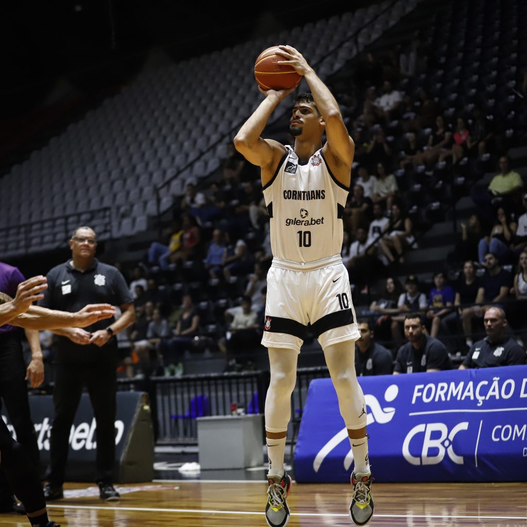 Caxias do Sul Basquete terá sequência de três jogos em casa pelo