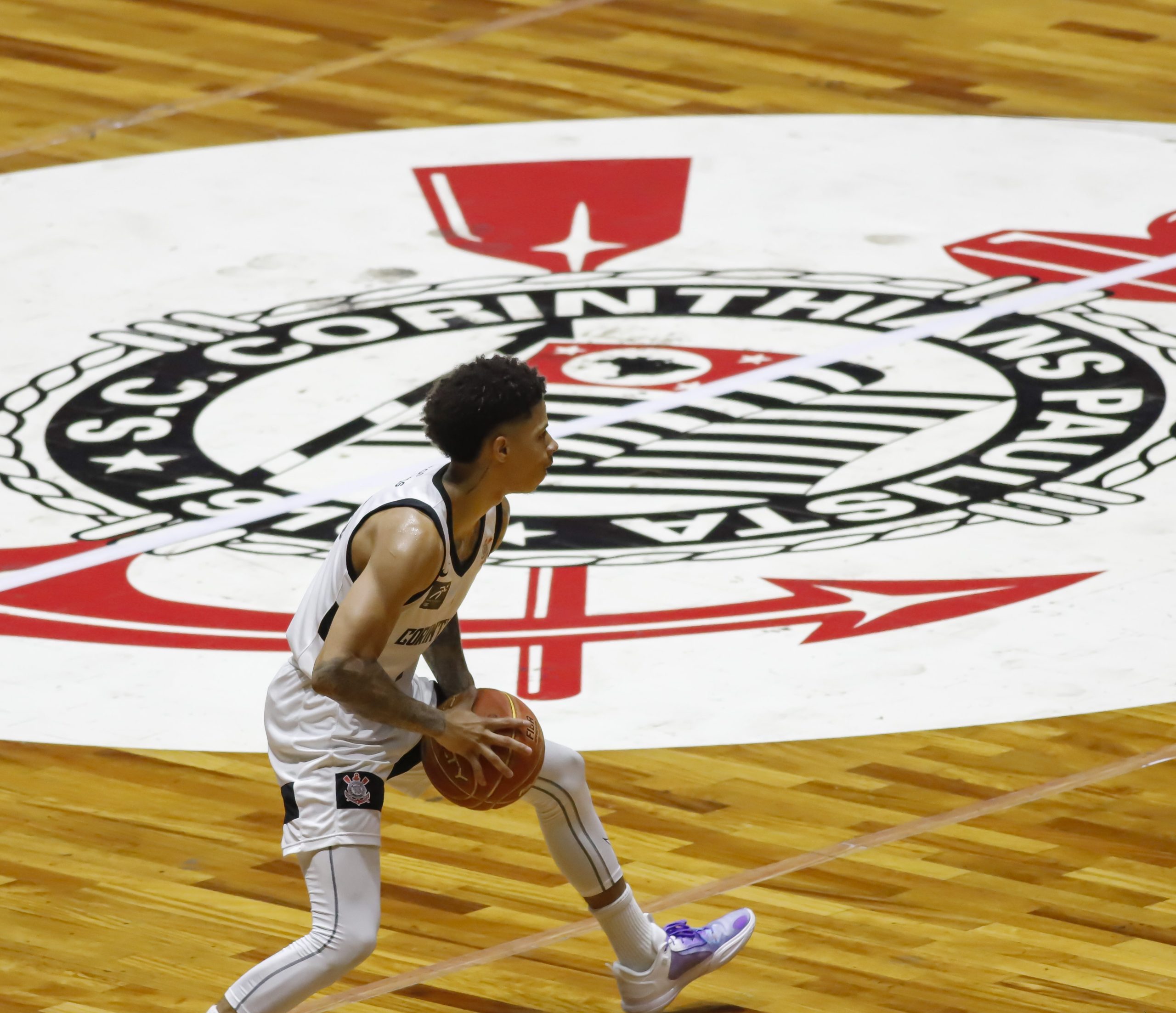 Caxias do Sul Basquete terá sequência de três jogos em casa pelo