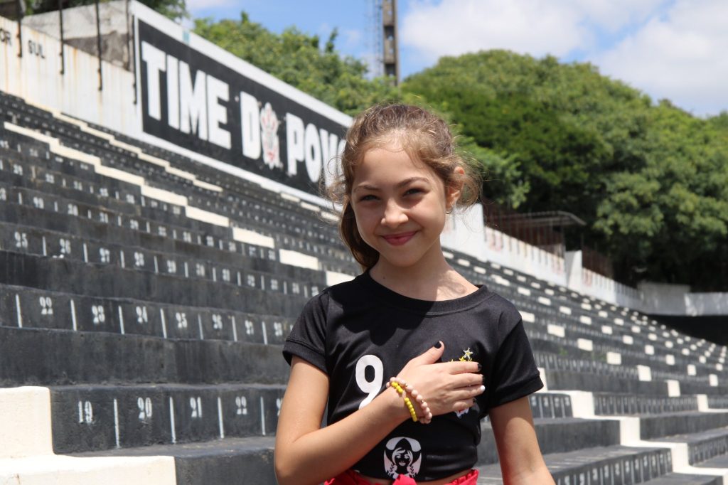 Torcedora Hostilizada Por Botafoguenses é Recebida Pelo Corinthians Na Neo Química Arena 