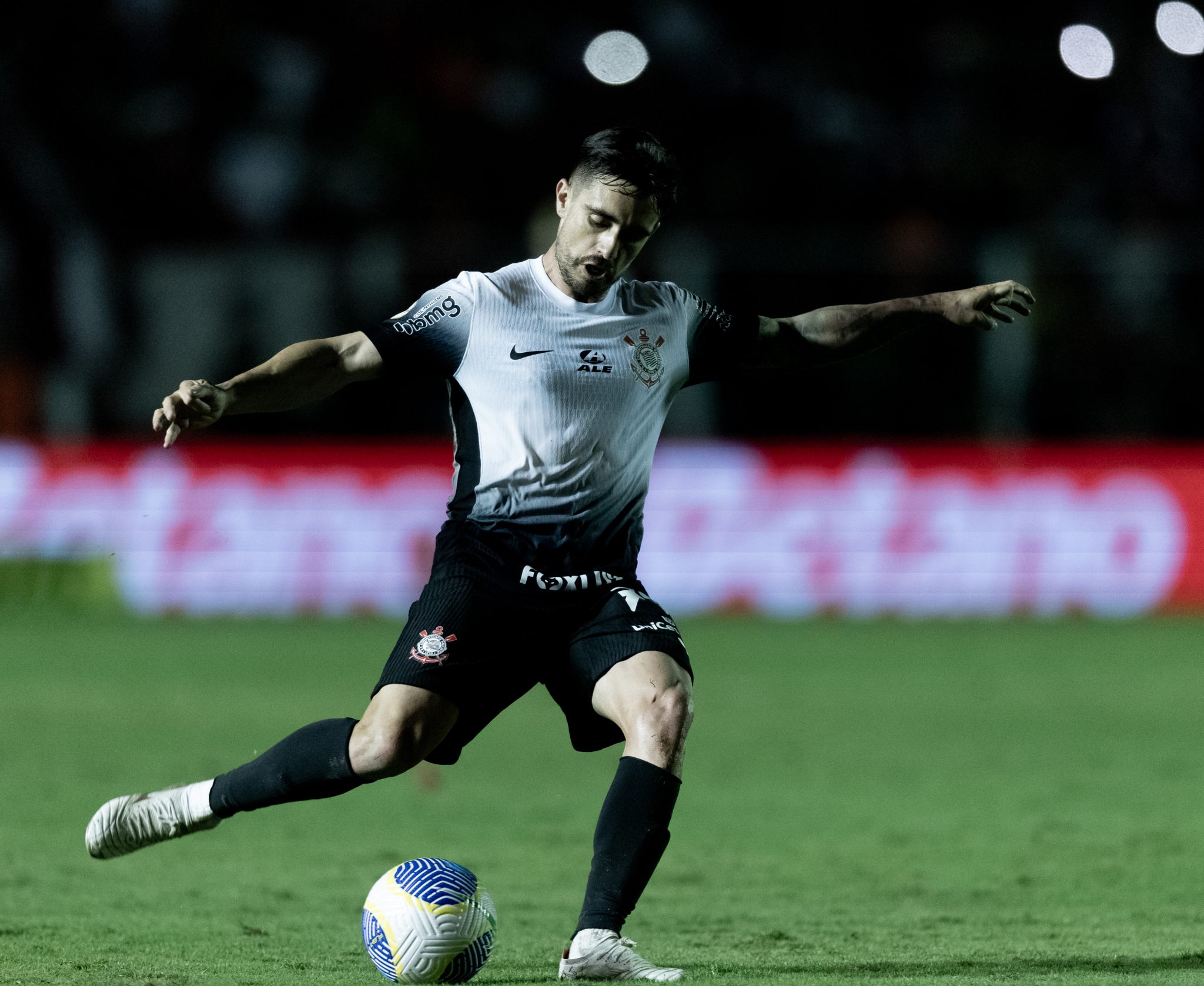 Athletico Pr X Corinthians Onde Assistir Escalações Desfalques E