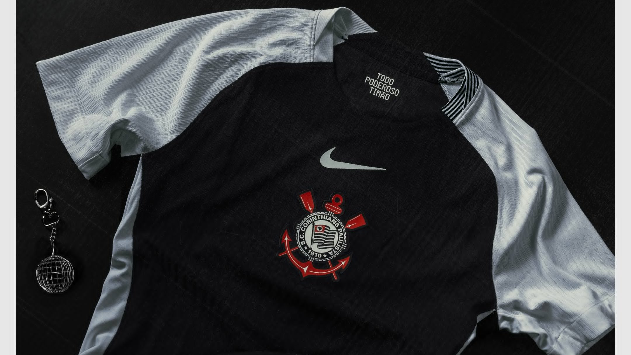 Corinthians divulga novo segundo uniforme para temporada de 2025