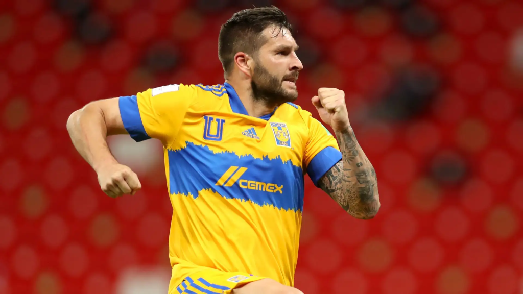 Brasileiro relembra interesse do Corinthians em Gignac após gol que eliminou rival no Mundial