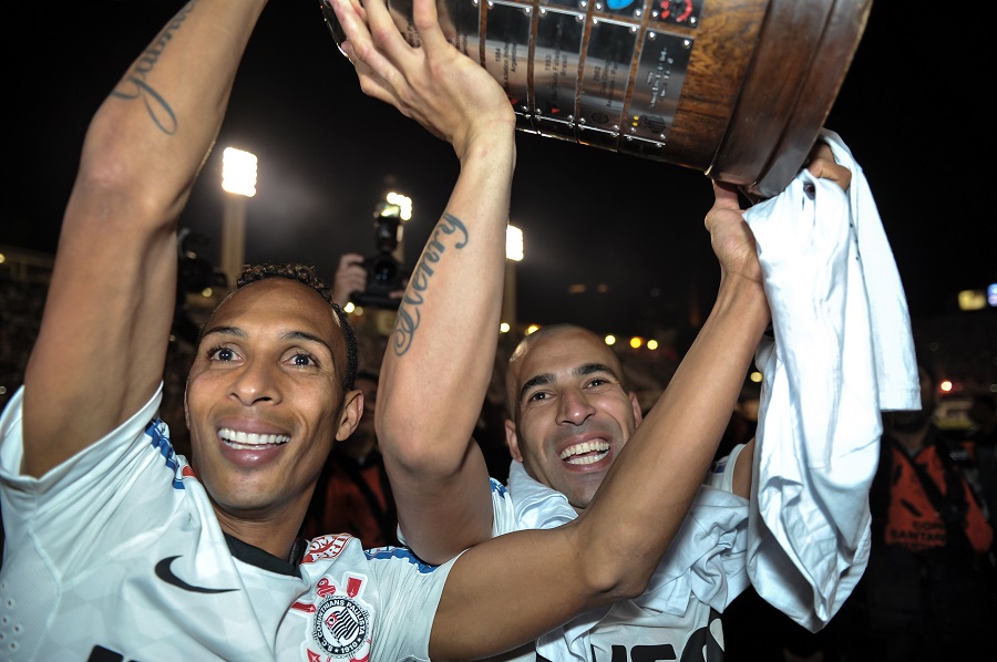 Reencontro de Gigantes: Atacante revelado pelo Corinthians é mais um confirmado