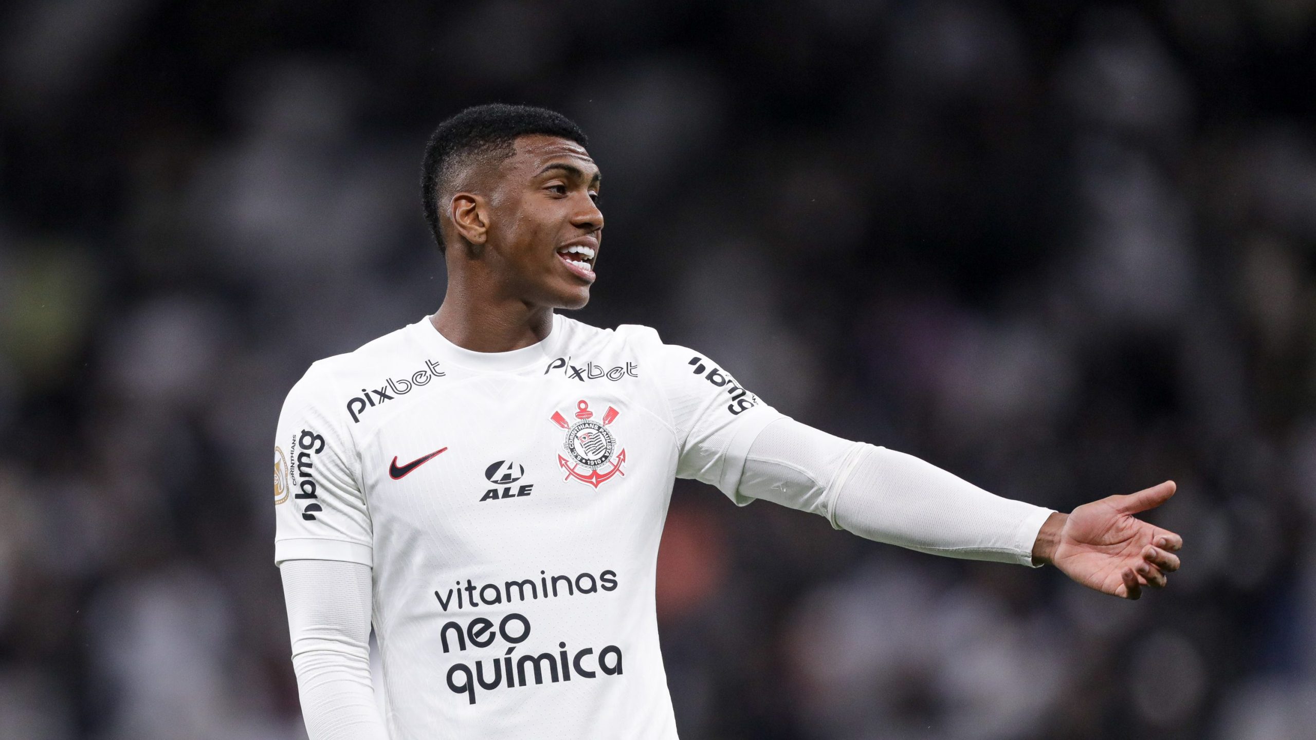 Corinthians atrasa parcela e soma dívida milionária com atacante revelado na base